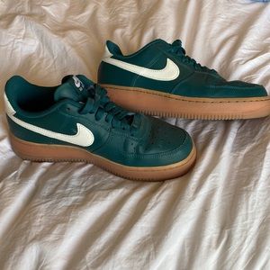 custom green air force ones size 7.5